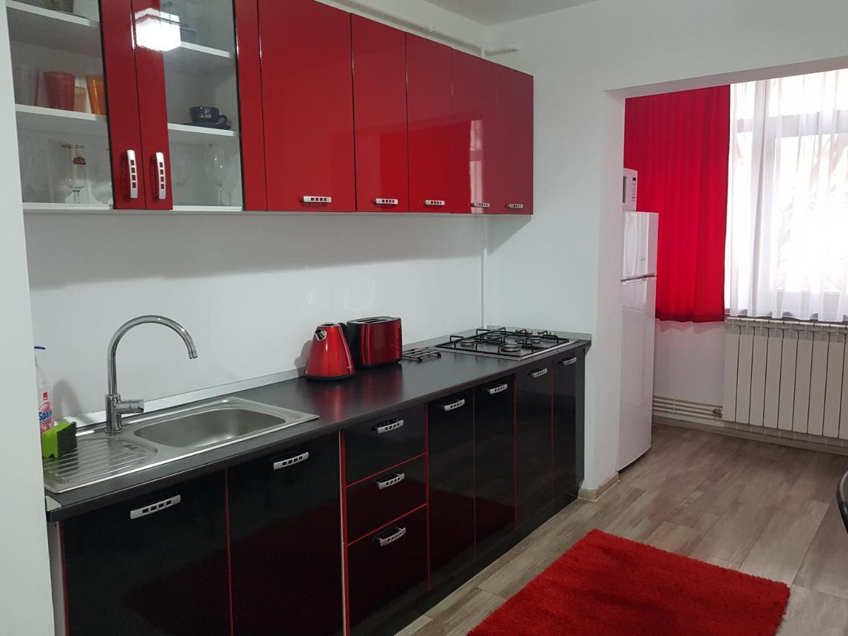 Mary Apartment Galaţi Esterno foto