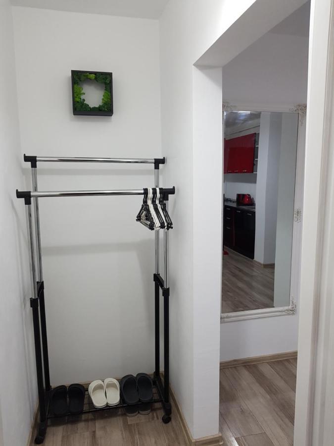 Mary Apartment Galaţi Esterno foto