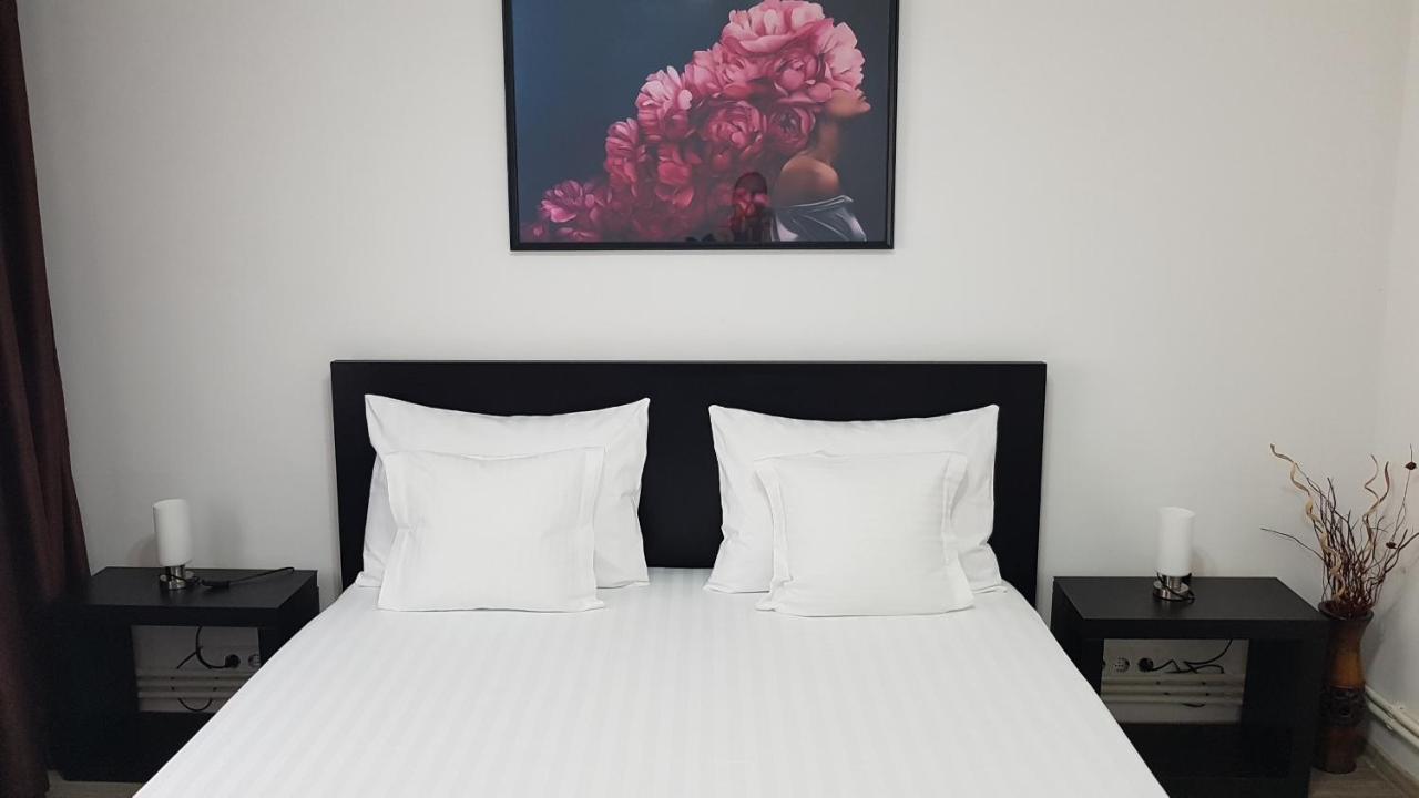 Mary Apartment Galaţi Esterno foto